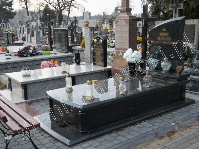 nagrobki-101